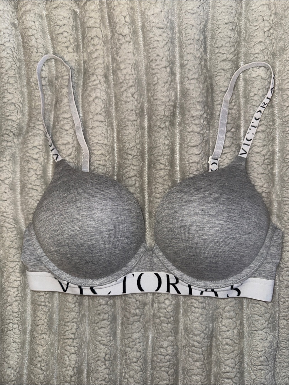 Victoria’s Secret PINK Very Sexy T-Shirt Push-Up Plunge Bra 32C Gray